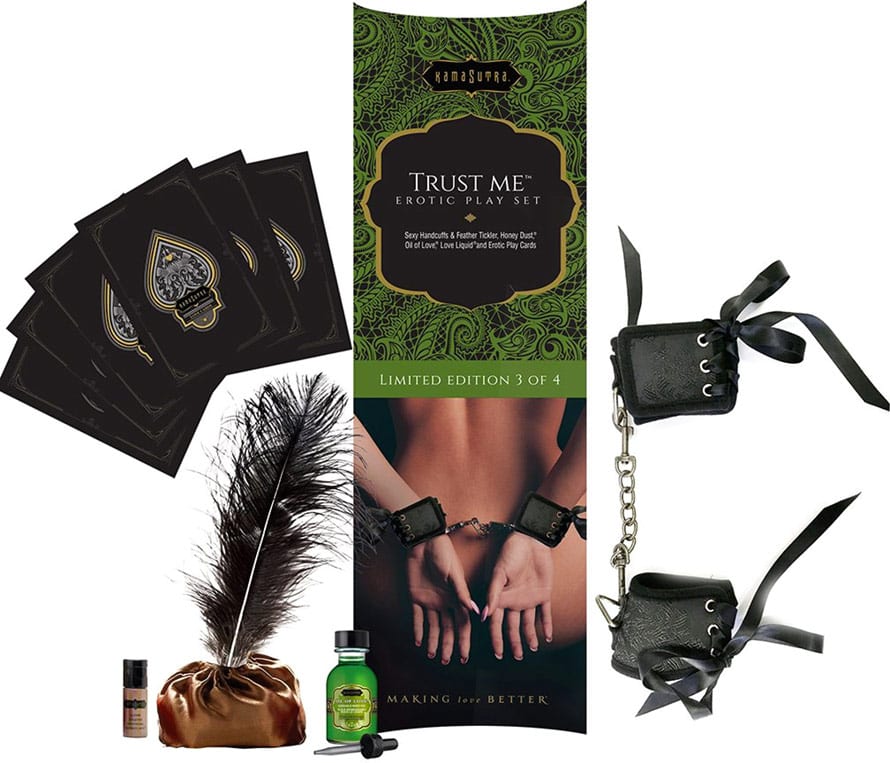 Kamasutra Trust Me | Box mit Accessoires und Kosmetika