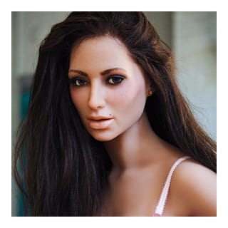 Poupée ultra réaliste RealDoll 2 - Brooklyn Poupée ultra réaliste RealDoll 2 - Brooklyn