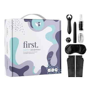 LoveBoxxx First Together Set zur Einführung in Sextoys (6-teilig) LoveBoxxx First Together Set zur Einführung in Sextoys (6-teilig)