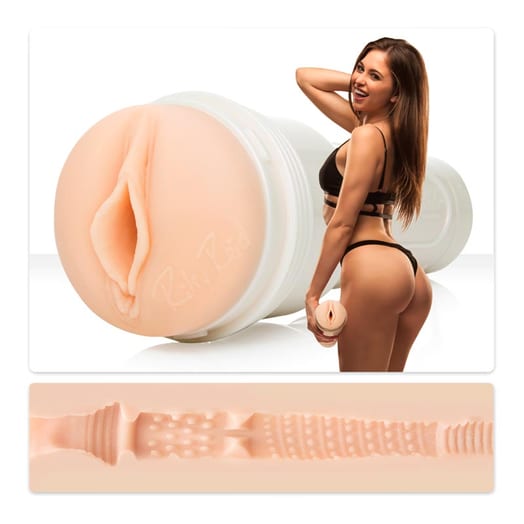 Fleshlight Girls Masturbator - Riley Reid - Utopia